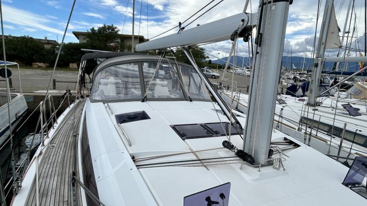 jeanneau-54-124-68c28156cebe4104604082.jpg