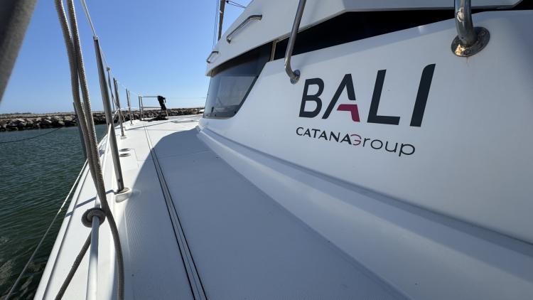 bali-4-0-catspace-my-bateau-port-camargue-12-67f53dfbecaf7021708196.jpg