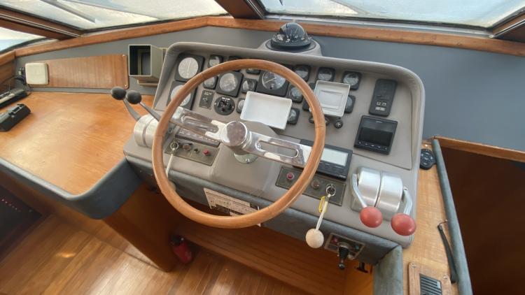 photos-tarquin-marine-595-my-bateau-marseille-20-687c9c8c7db79928709100.jpg