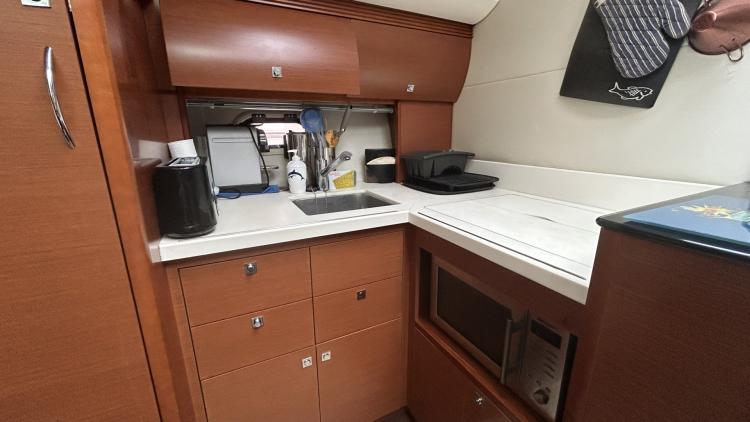 prestige-440-s-my-bateau-8-68691dd1e8b77671676634.jpg