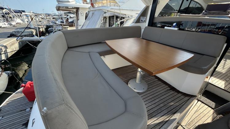 prestige-440-s-my-bateau-20-68691dd1f170c972637021.jpg