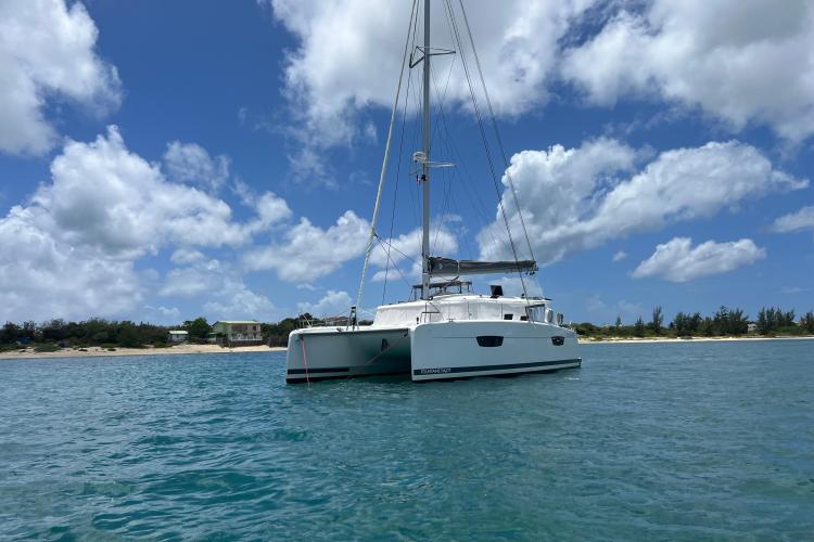 Fountaine Pajot Astrea 42-img1