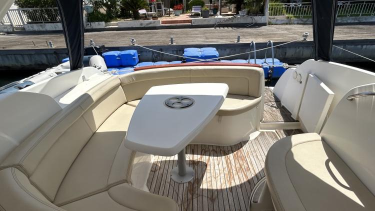 prestige-30-s-mybateau-45-68693a964a8df174573066.jpg