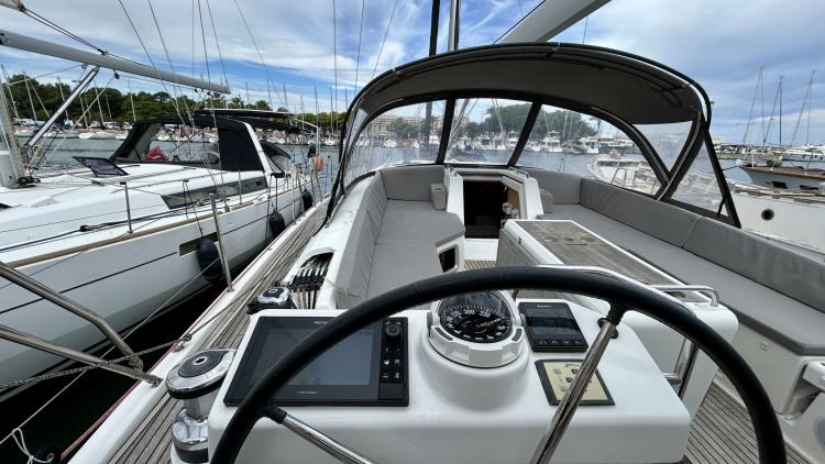 jeanneau-54-87-68c28156c250b787360653.jpg