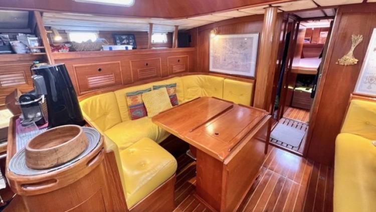 tevaitau-carre-69205fb470910551540687.jpg