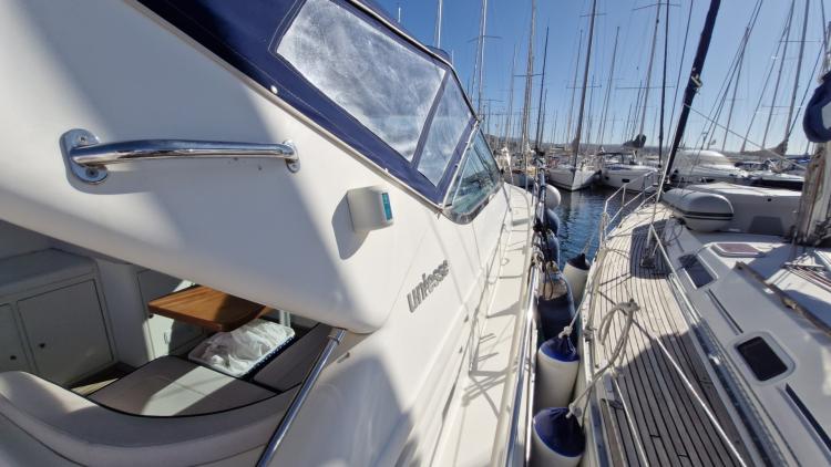 uniesse-42-my-bateau-marseille-217-68c98f6191a2a410815781.jpg