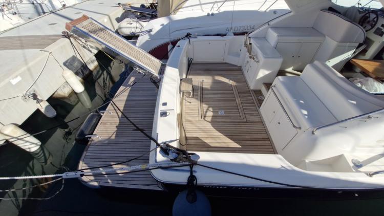 uniesse-42-my-bateau-marseille-201-68c98f618fa27179007359.jpg