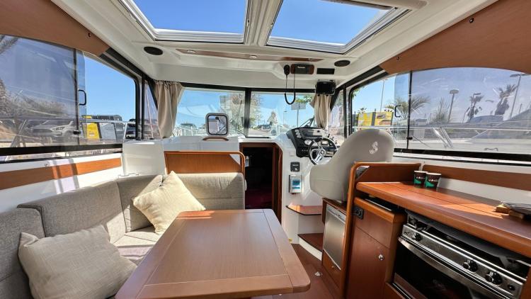 beneteau-antares-30s-5-68b96b8cdf646886173162.jpg