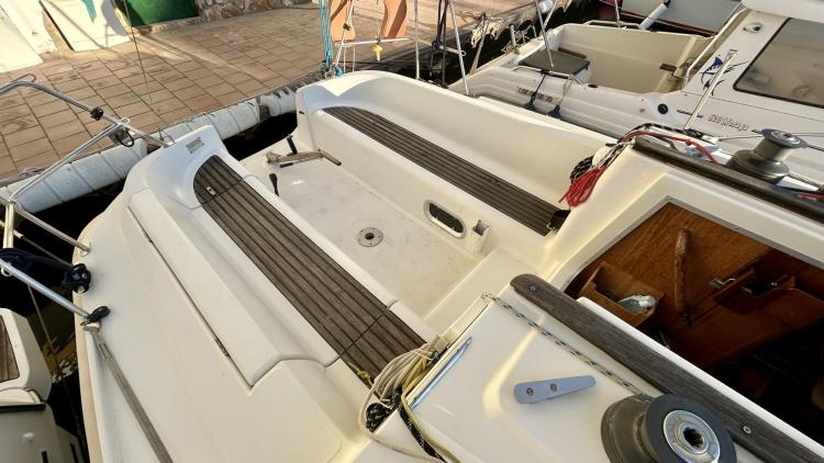 jeanneau-sun-odyssey-28-23-692580bee735e671280063.jpg