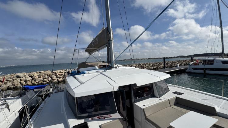 bali-42-my-bateau-port-camargue-32-67fe29f9b8c8e753244380.jpg