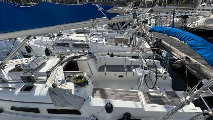 hanse-371-my-bateau-bandol-97-6924277b56bb7527335175.jpg