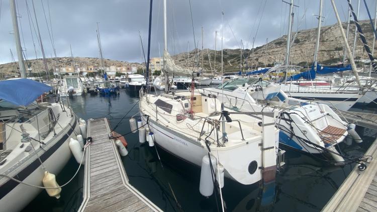 jeanneau-fantasia-mybateau-marseille-40-68caa18d58a18060148596.jpg