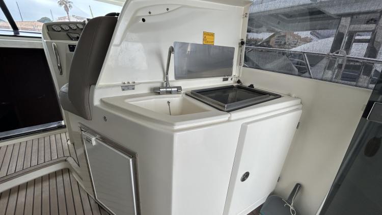 prestige-440-s-my-bateau-6-68691dd1ebd31275935566.jpg