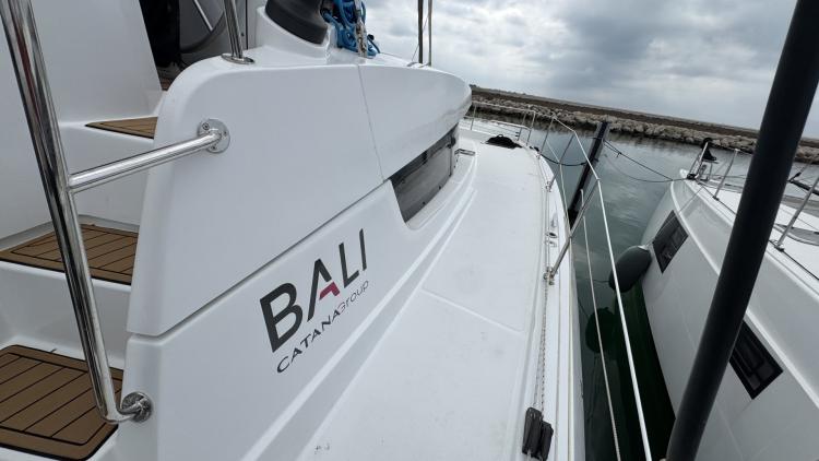 bali-42-my-bateau-port-camargue-55-67fe29f9c39f2218595029.jpg