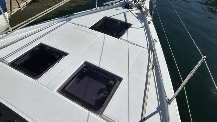 dufour-470-my-bateau-20-682f4d2b1d434238565106.jpg
