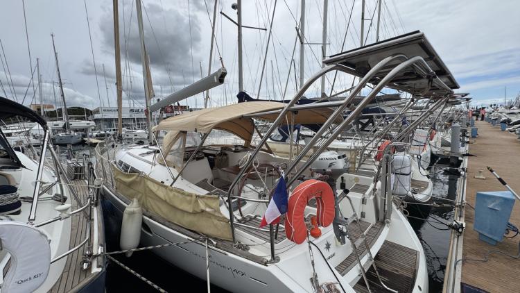 jeanneau-sun-odyssey-49i-port-camargue-my-bateau-3-6814807563e32812520665.jpg
